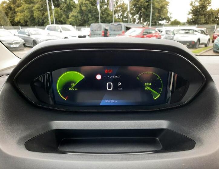 Peugeot Rifter 18