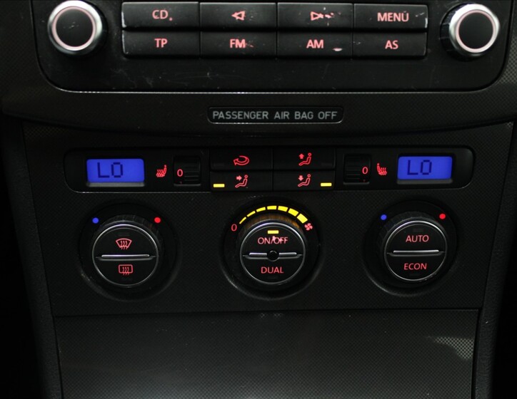 Volkswagen Passat 11