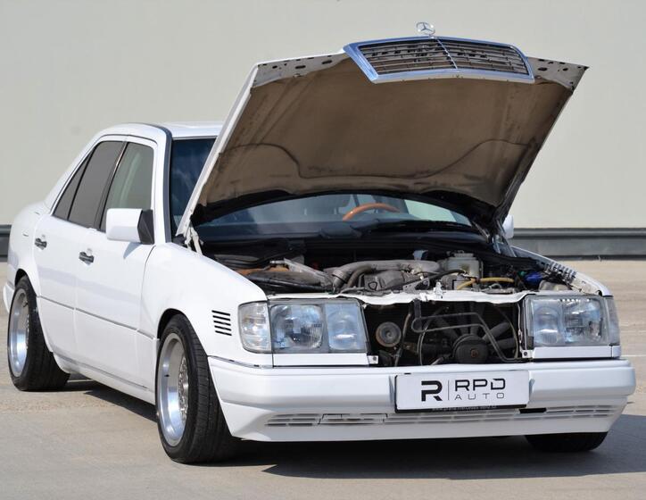 Mercedes-Benz 124 41
