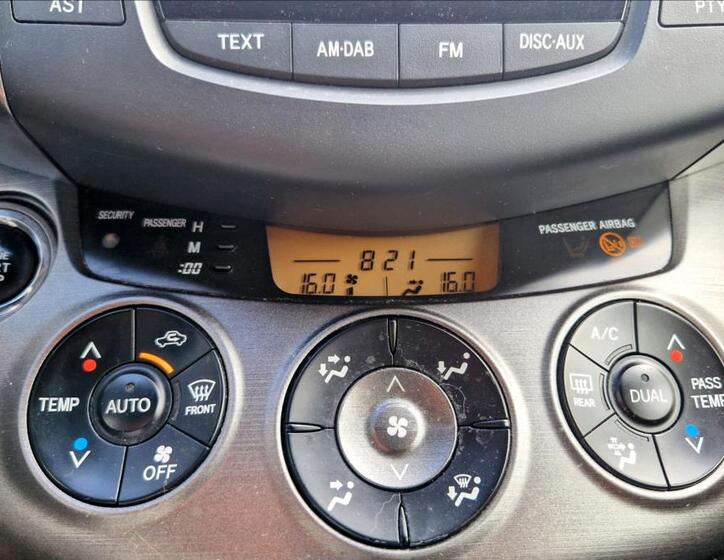 Toyota RAV4 31