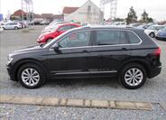 Volkswagen Tiguan 8