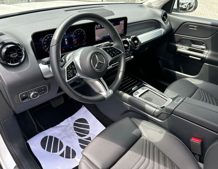 Mercedes-Benz GLB 9
