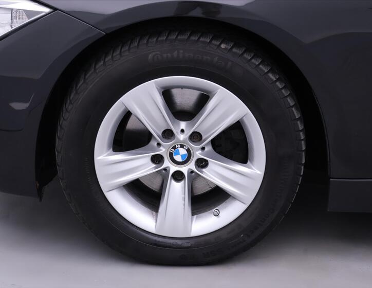 BMW Řada 3 25