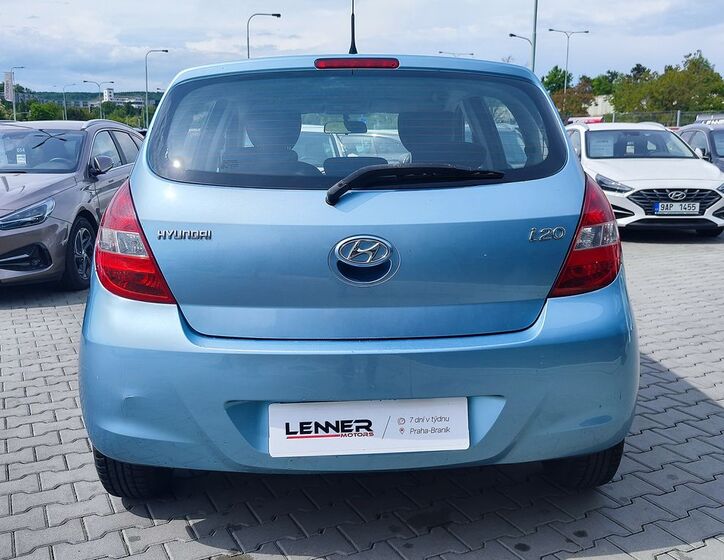 Hyundai i20 6