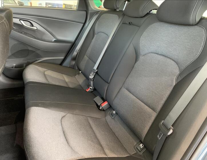 Hyundai i30 13
