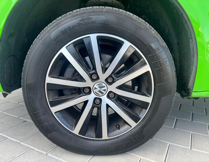 Volkswagen Caravelle 9