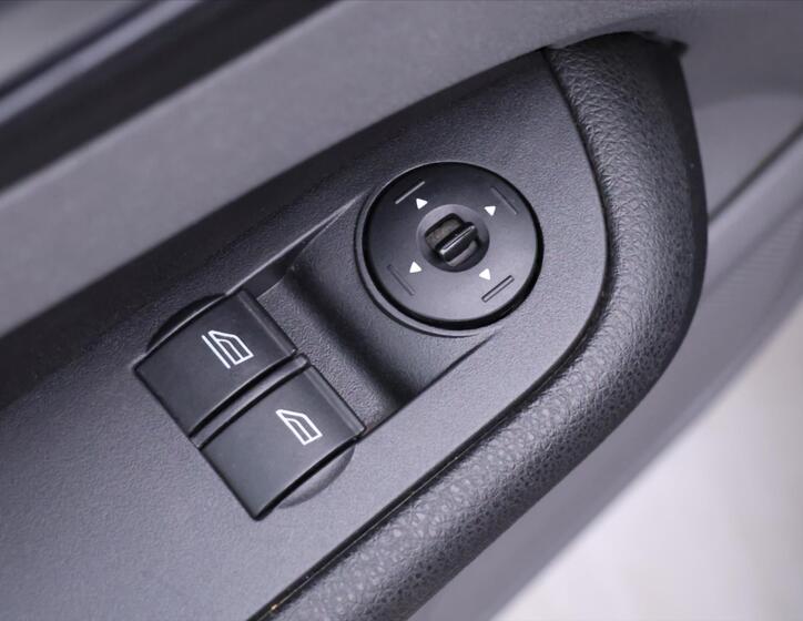 Ford Focus 16