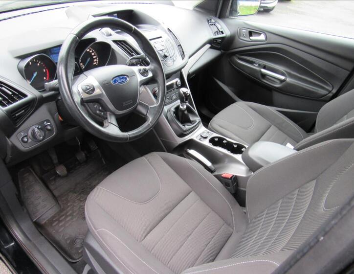 Ford Kuga 9