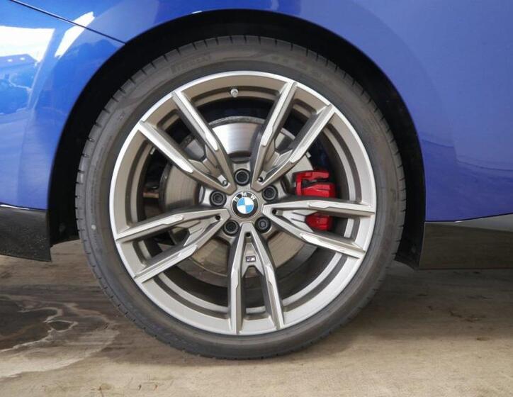 BMW Řada 2 9