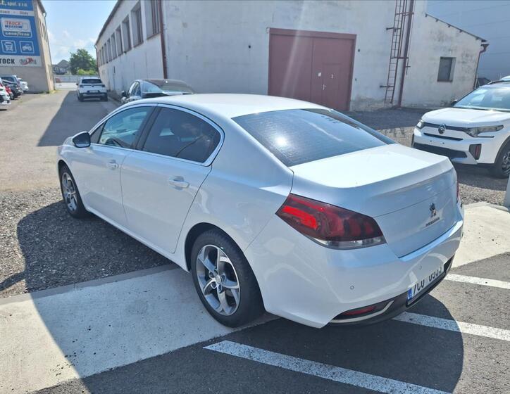 Peugeot 508 5