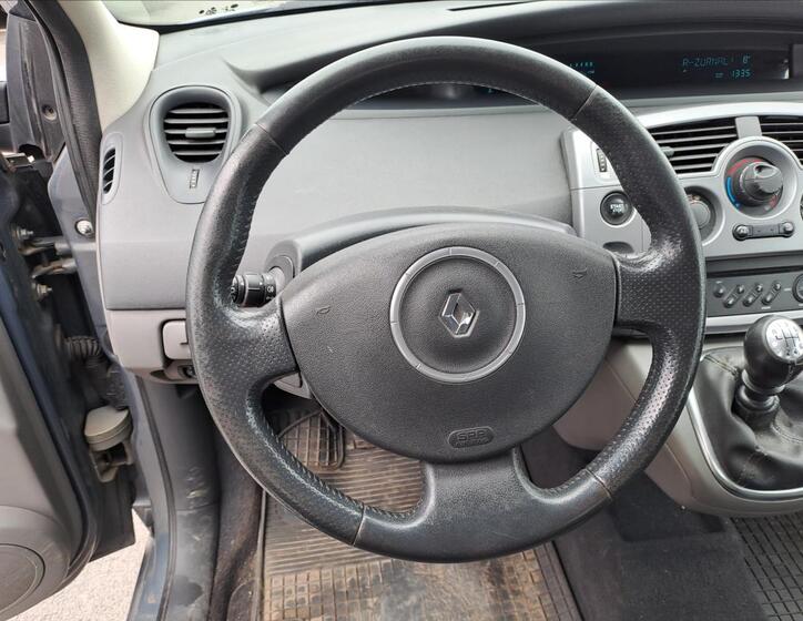 Renault Scénic 11