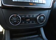 Mercedes-Benz GLS 28