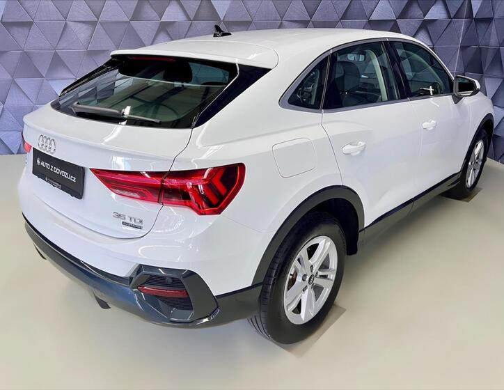Audi Q3 7