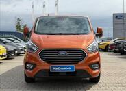Ford Tourneo Custom 8