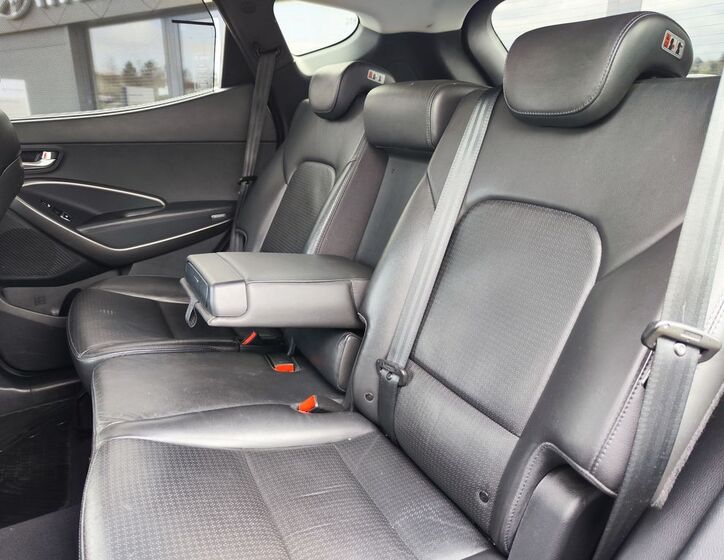 Hyundai Santa Fe 12