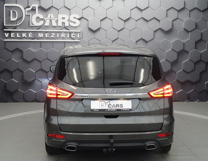 Ford S-MAX 4