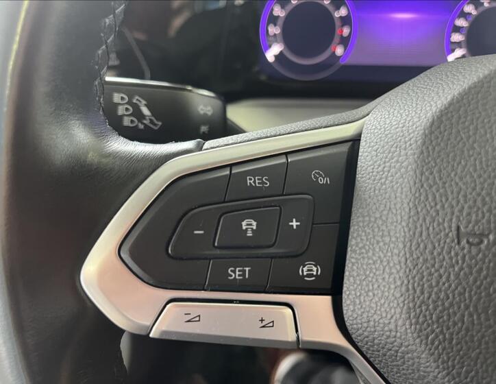 Volkswagen Golf 13