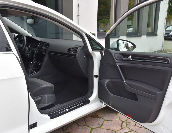 Volkswagen Golf 17