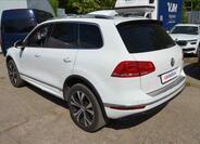 Volkswagen Touareg 6