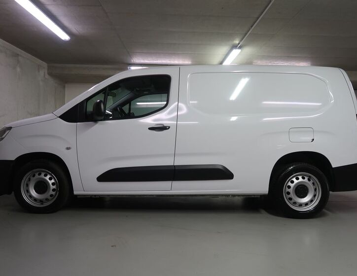 Toyota ProAce 8