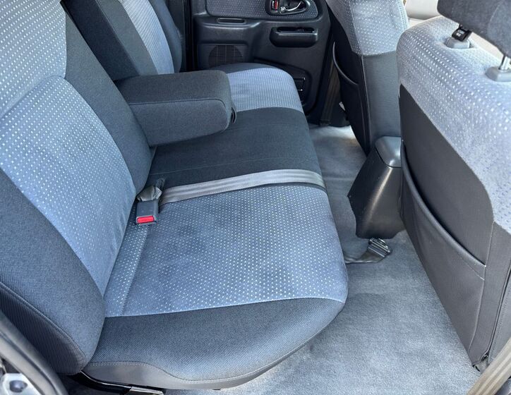 Mitsubishi L200 20