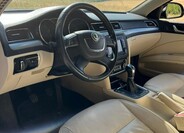 Škoda Superb 11