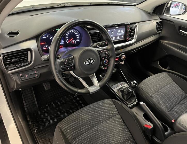 KIA Stonic 6