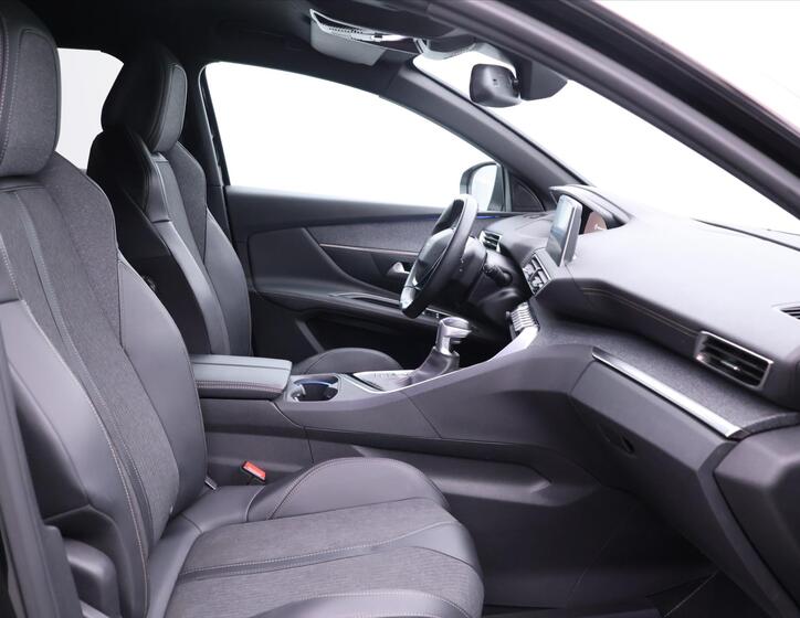 Peugeot 3008 11