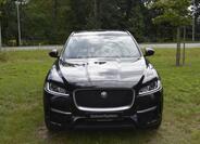 Jaguar F-Pace 2