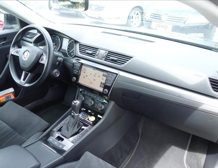 Škoda Superb 15