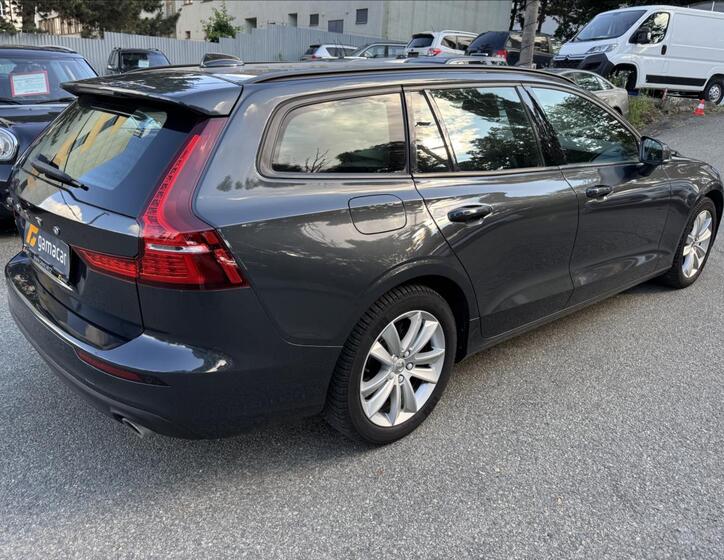Volvo V60 9