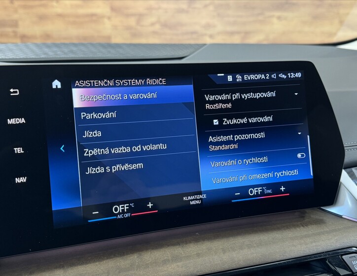 BMW Řada 2 21