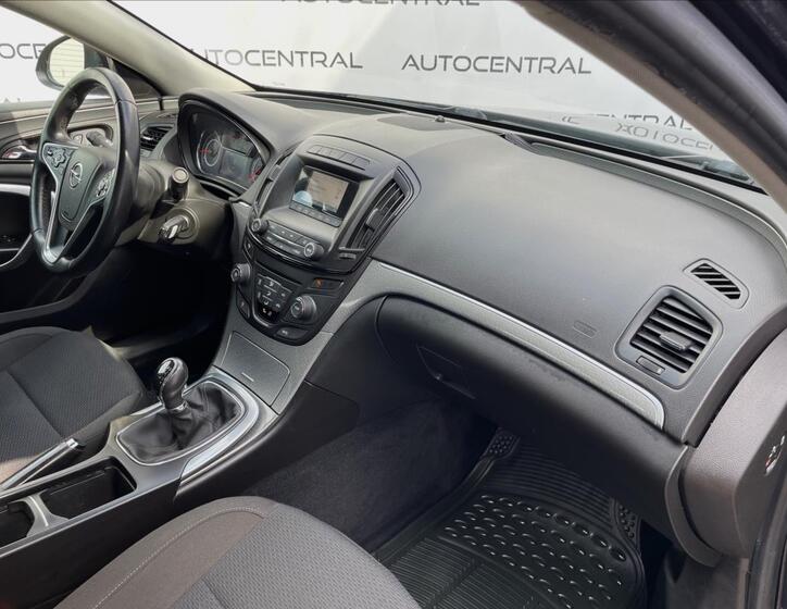 Opel Insignia 17