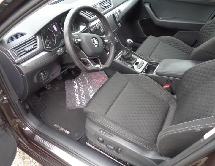 Škoda Superb 10