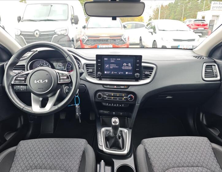 KIA Ceed 15