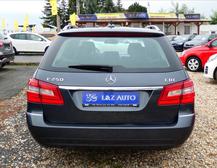 Mercedes-Benz Třídy E 5
