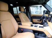 Land Rover Defender 46