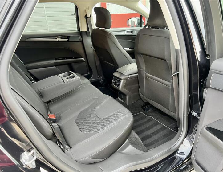 Ford Mondeo 17