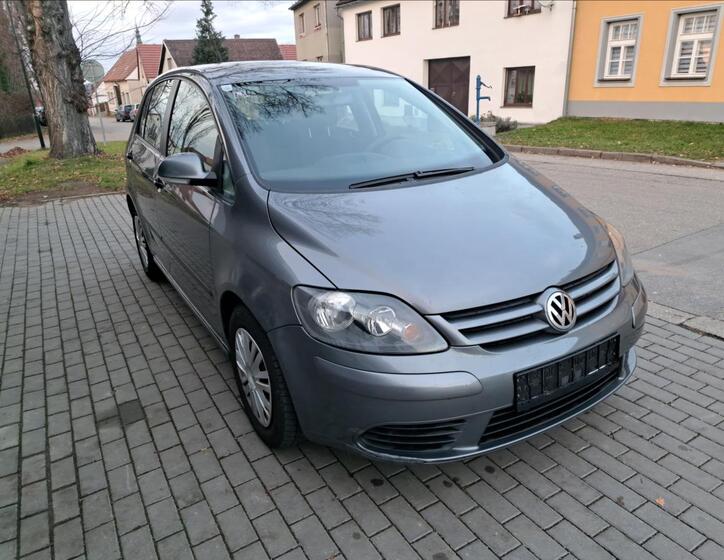 Volkswagen Golf Plus 1