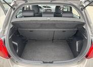 Toyota Yaris 21
