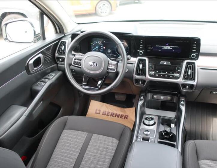KIA Sorento 16
