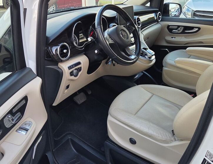 Mercedes-Benz Třídy V 9