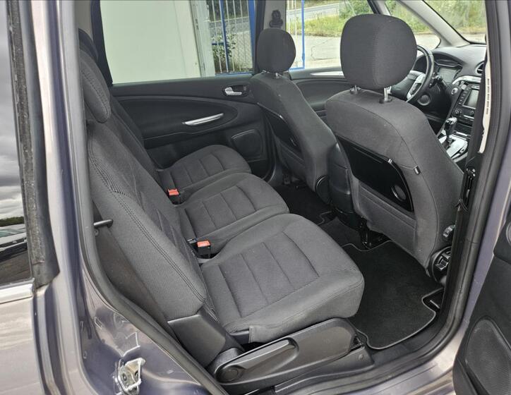 Ford Galaxy 6
