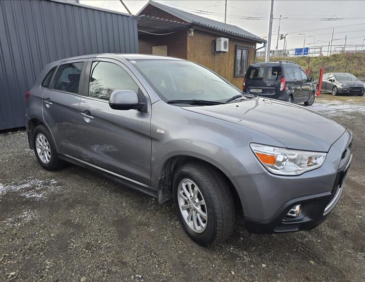 Mitsubishi ASX 3