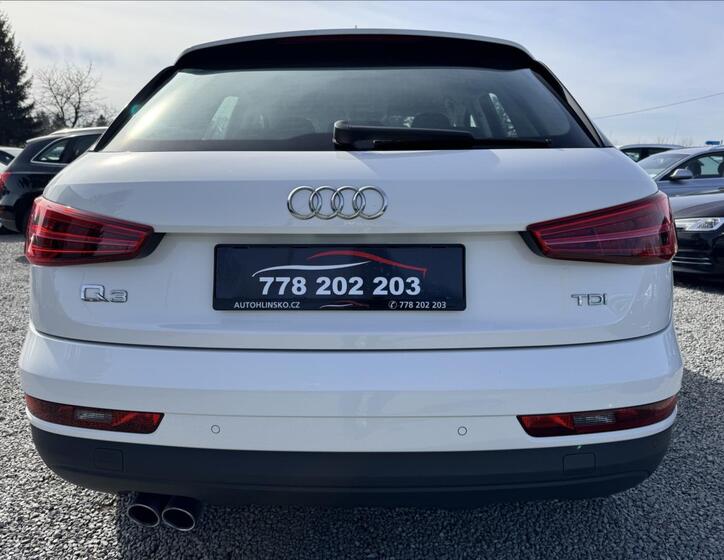 Audi Q3 6