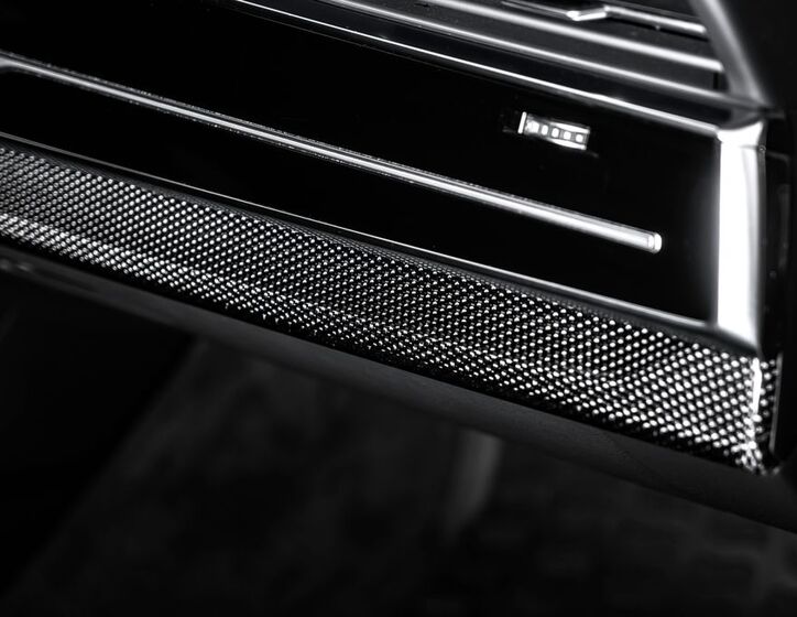 Audi SQ8 25