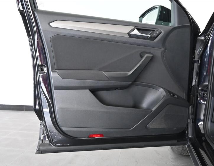 Volkswagen T-Roc 24