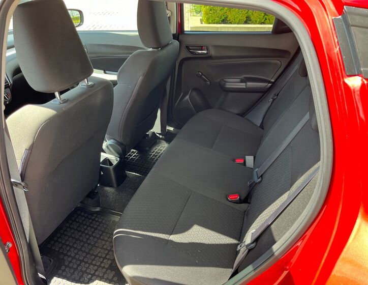 Suzuki Swift 15