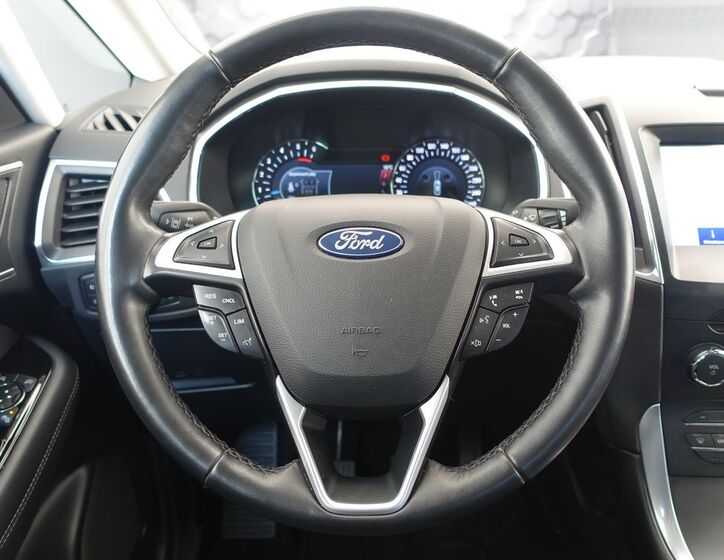 Ford S-MAX 10