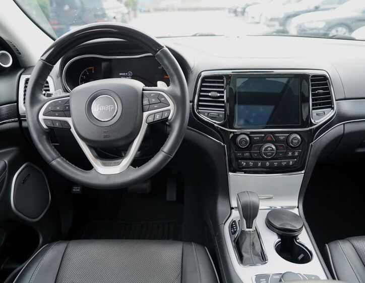 Jeep Grand Cherokee 35